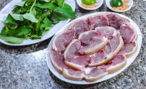 Đặc sản dê Hương Sơn | Thịt dê vừa là thức ăn ngon vừa là vị thuốc quý